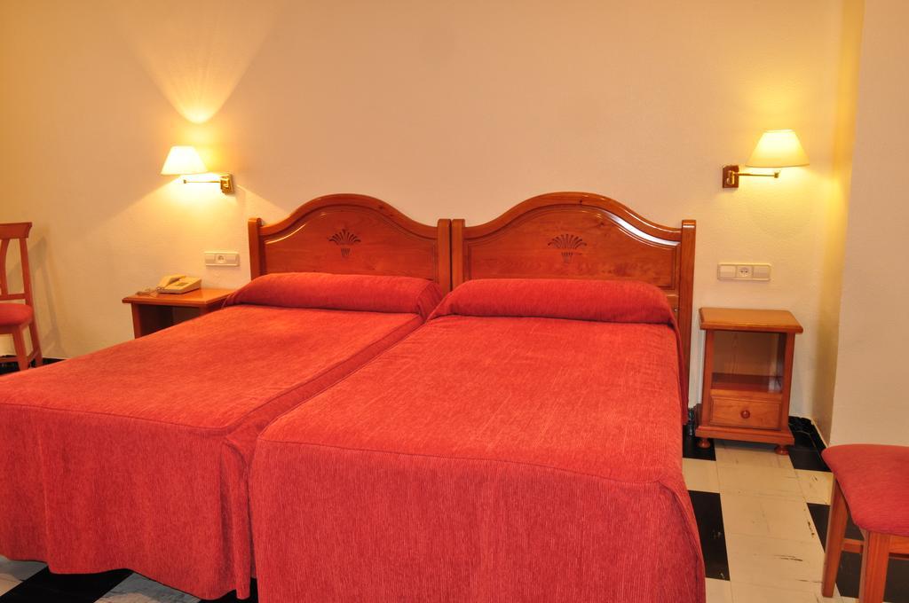 Hotel Los Rosales Almansa Quarto foto