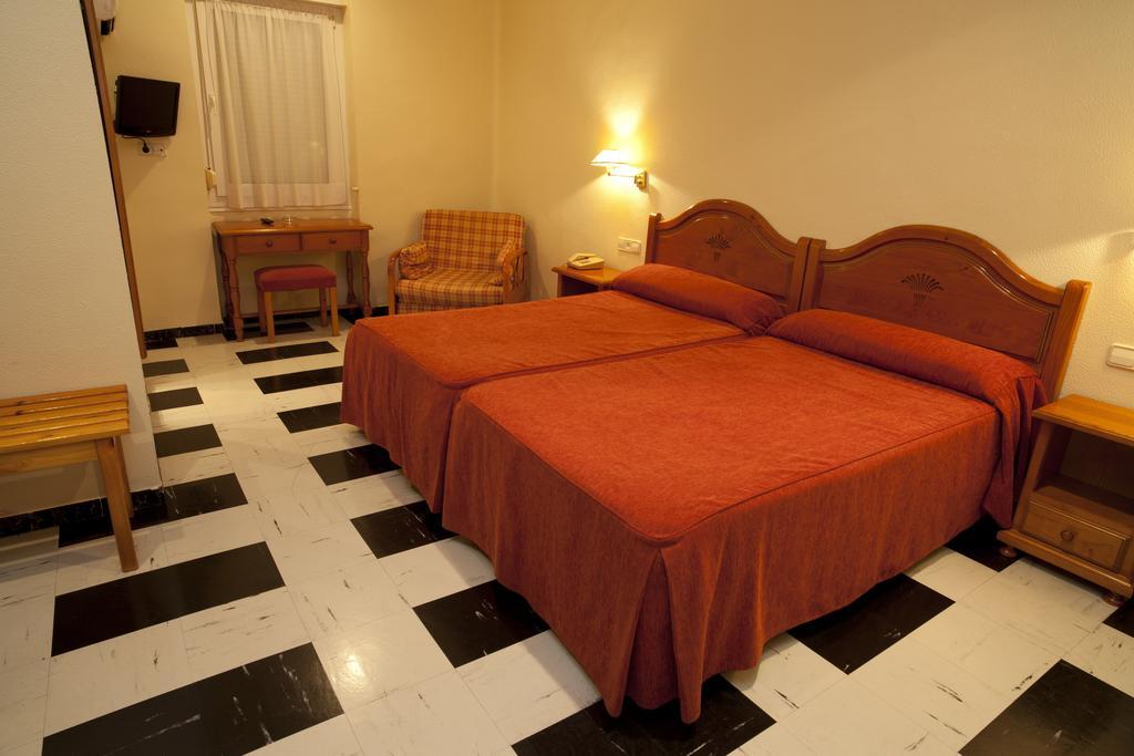 Hotel Los Rosales Almansa Quarto foto
